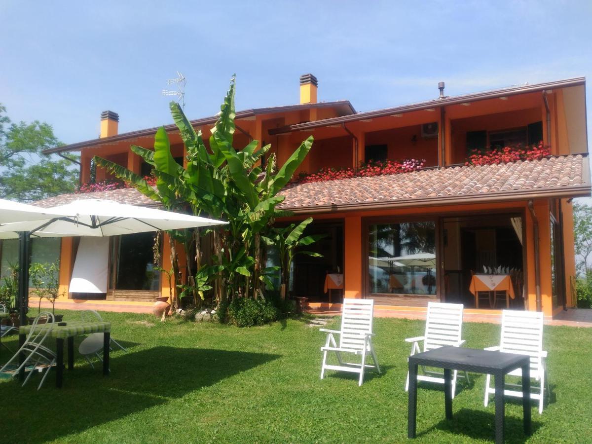 Agriturismo La Quiete Roncofreddo Luaran gambar